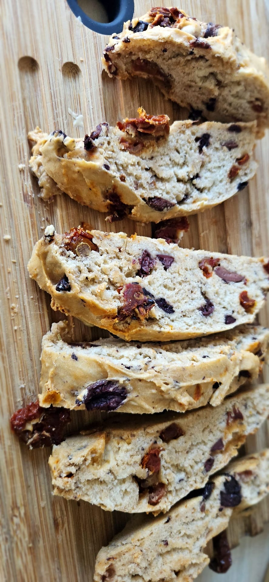 Easy Sun Dried Tomato and Kalamata Olive Bread The Opinionated Magpies